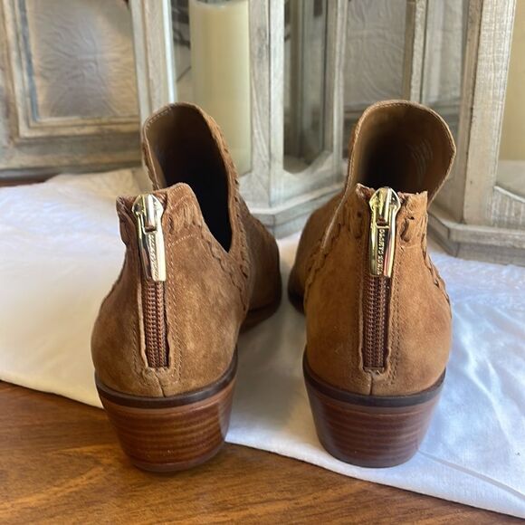 Vince Camuto Shoes Vince Cameo Palmina Perforated Suede Ankle Booties-7W-NWOB - Picture 9 of 15